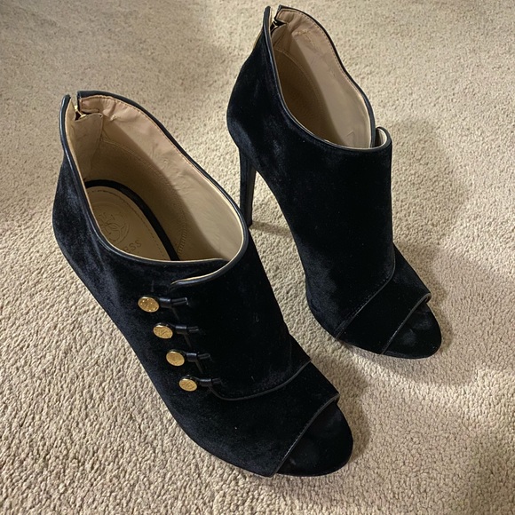 GUESS suede heel shoes - Picture 2 of 5